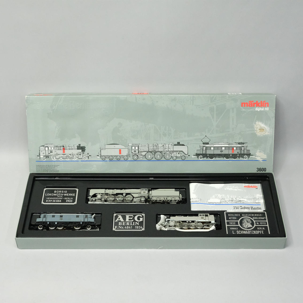 MODEL TRAIN SET, MARKLIN, 3600. “750 YEARS BERLIN”. DIGITAL H0.