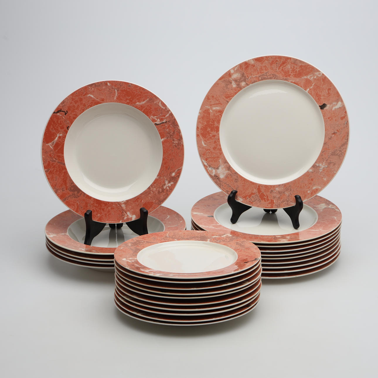 A 25-piece tableware set, “Siena”, Villeroy & Boch.