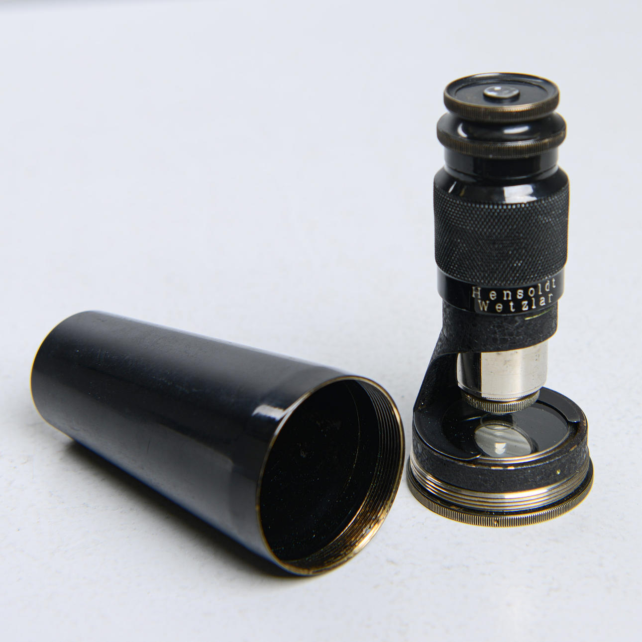 MATKAMIKROSKOOPPI Hensoldt Wetzlar.