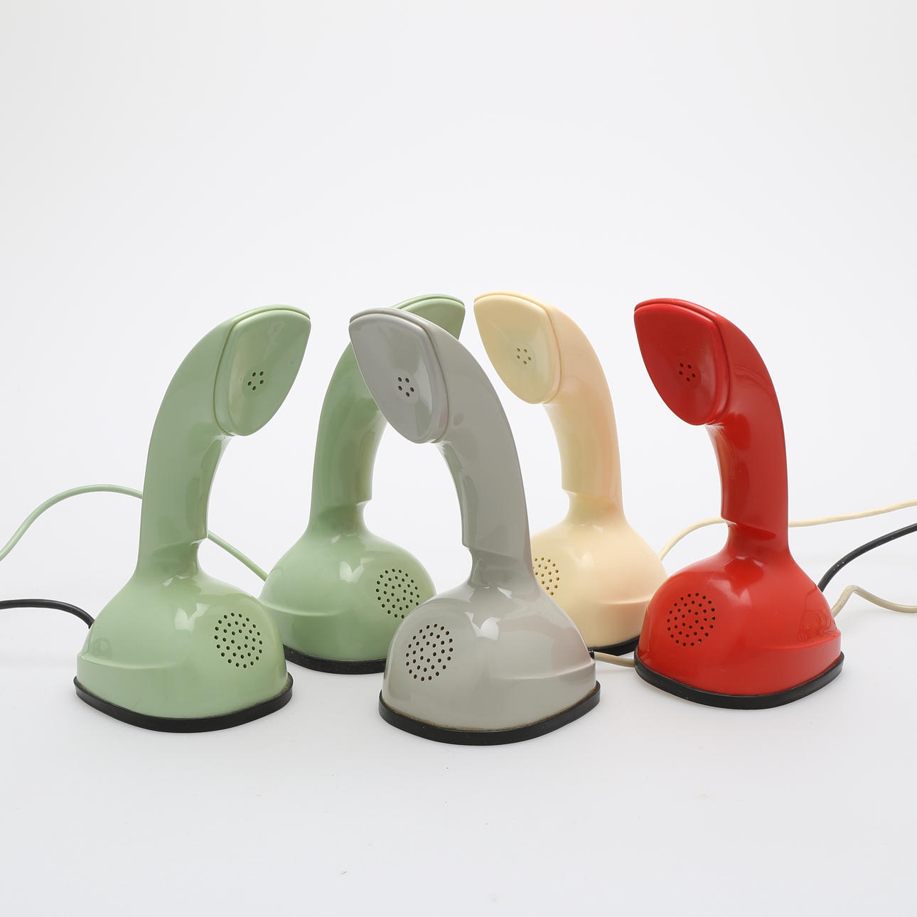 TELEFONER, 5 st, Ericofon, "Kobra", LM Ericsson.