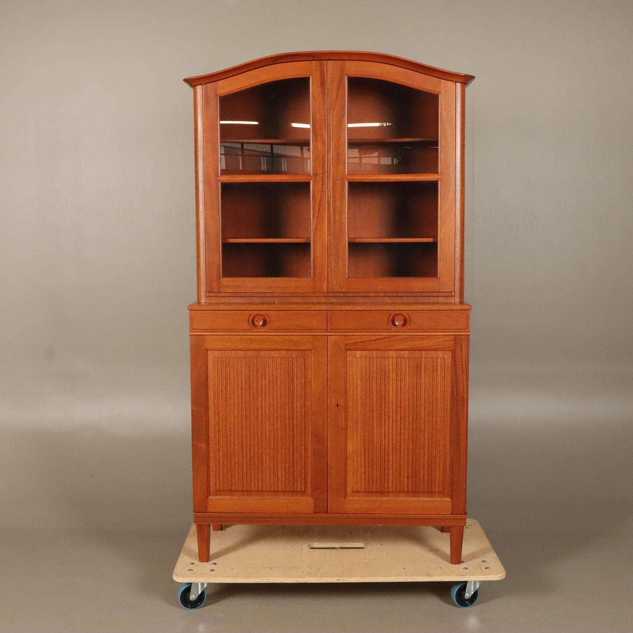 CARL MALMSTEN. KABINET, „The Manor“ teak.