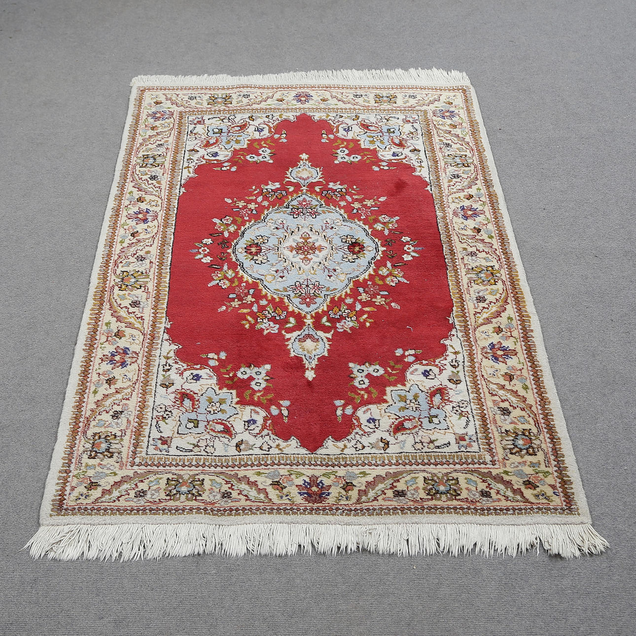 GENUINE CARPET, PERSIA, TÄBRIZ.