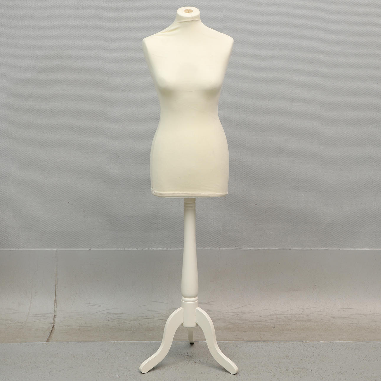 DUMMY, Styrofoam, Textile & Wood.