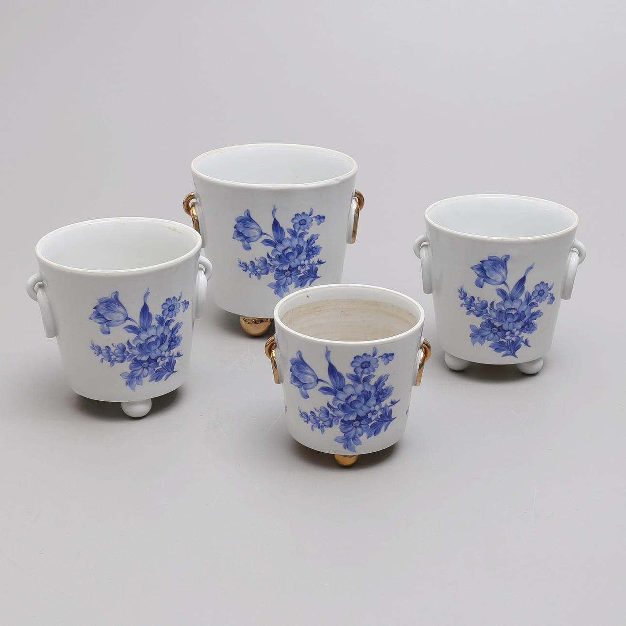 YTTERFODER, 4 st, porslin, Hackefors.