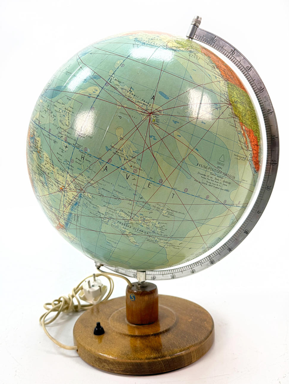 GLOBE, iluminación, pies de madera.