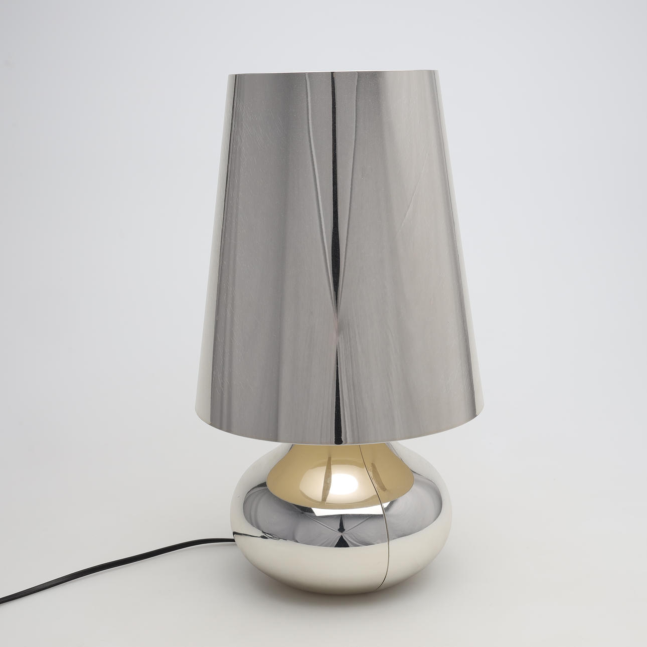 FERRUCCIO LAVIANI. A table lamp, “Cindy”, plastic, Kartell.