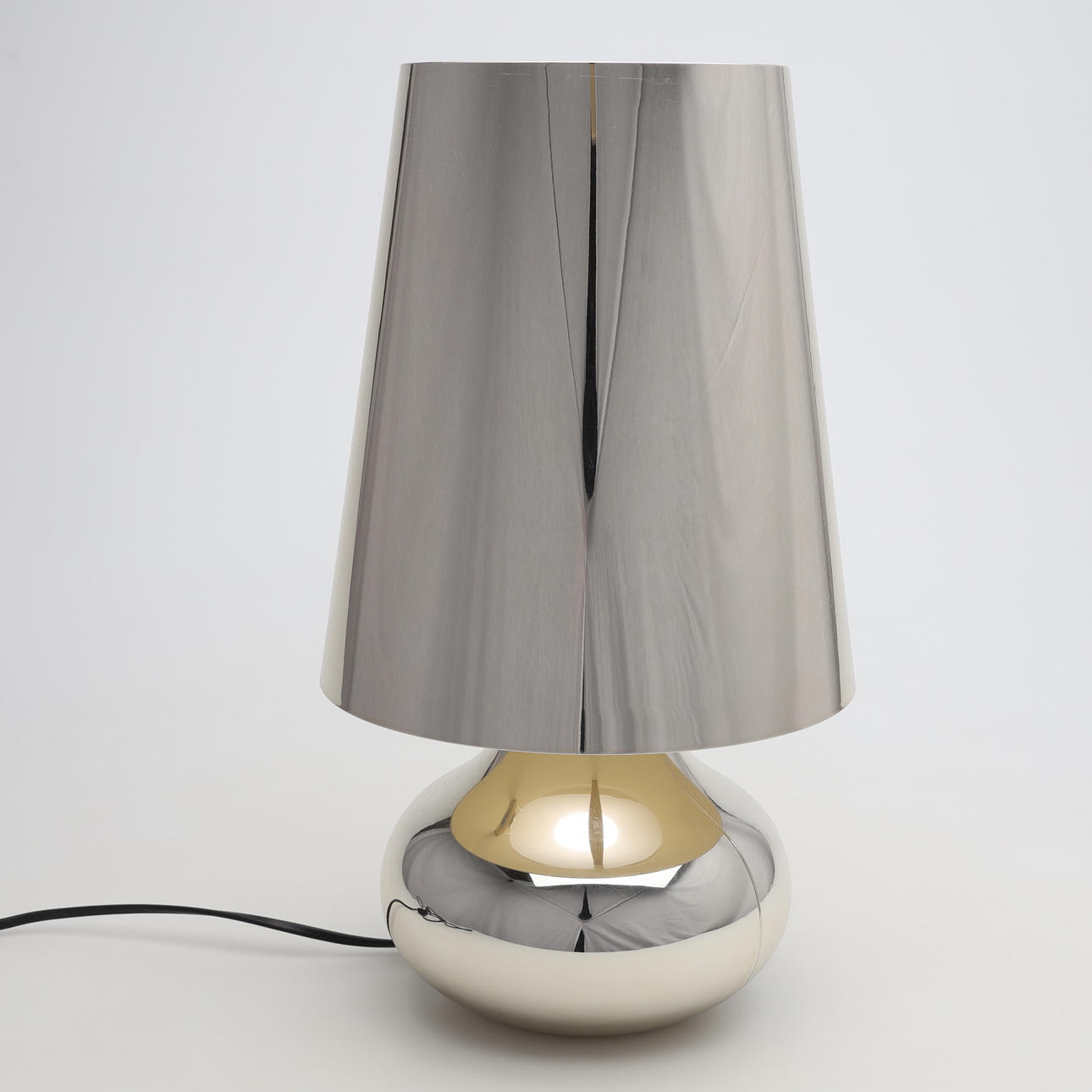 FERRUCCIO LAVIANI. TABLE LAMP, “Cindy”, plastic, Kartell.