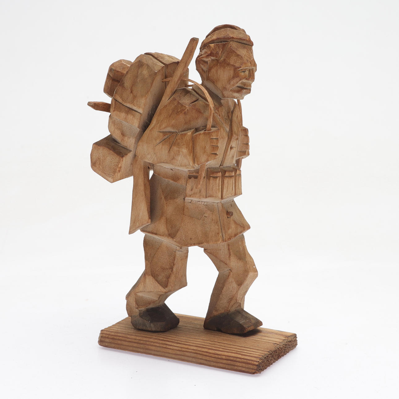 SVEN GUNNARSSON. wooden figure, signed and dated 1941.