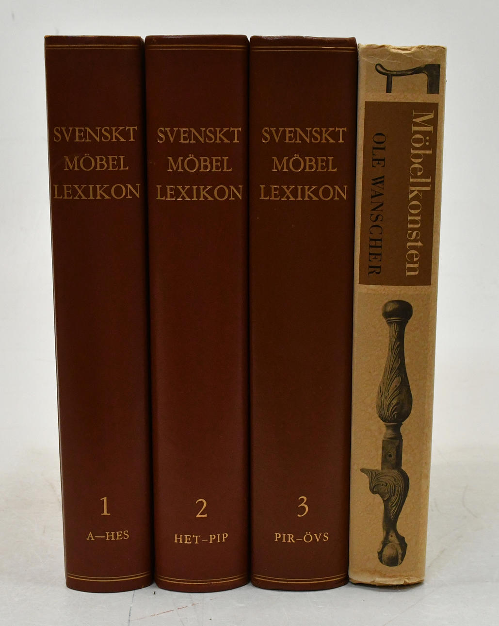 Bøger om svensk møbelkunst. 4 bind.