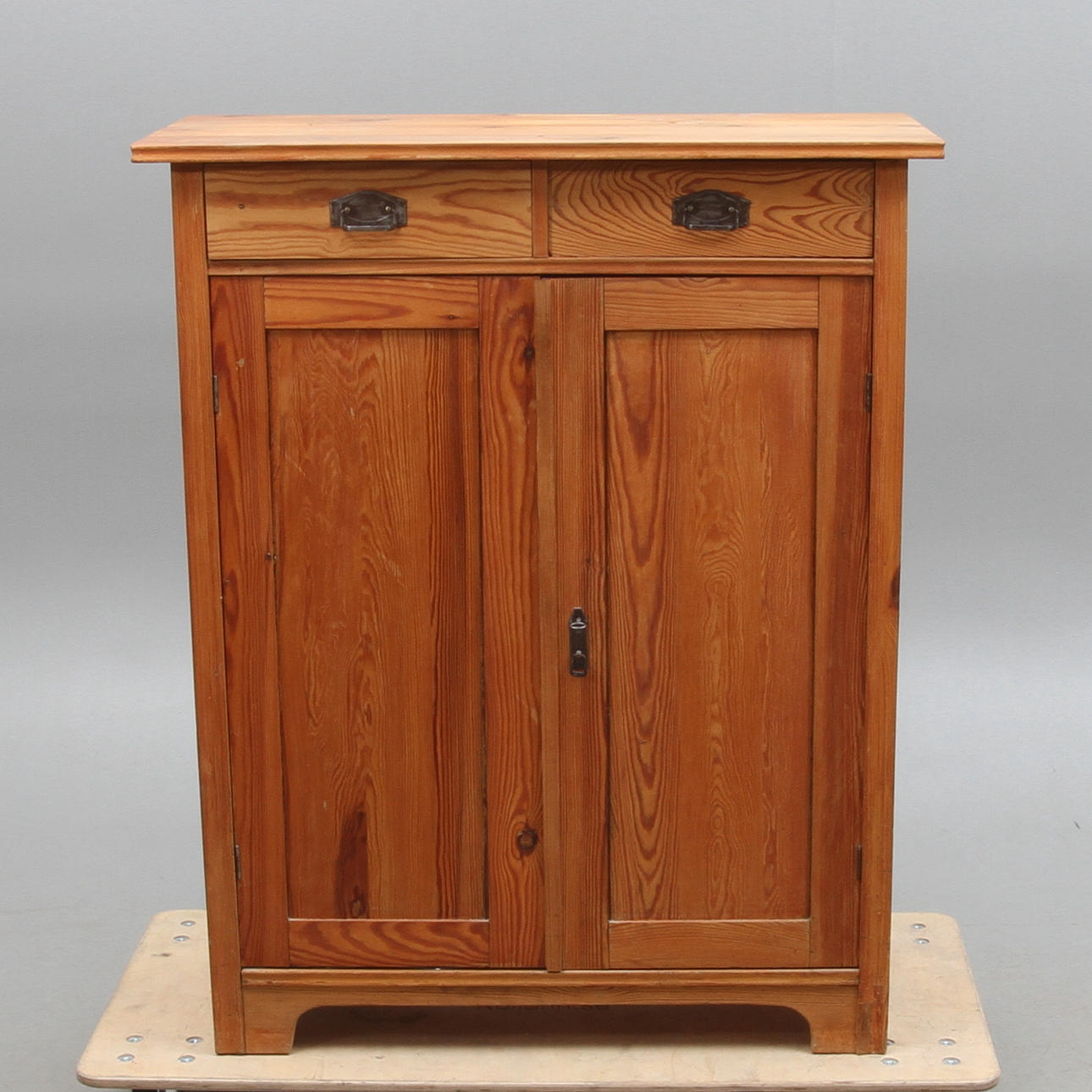 SKÄNK, furu, 18/1900-tal.