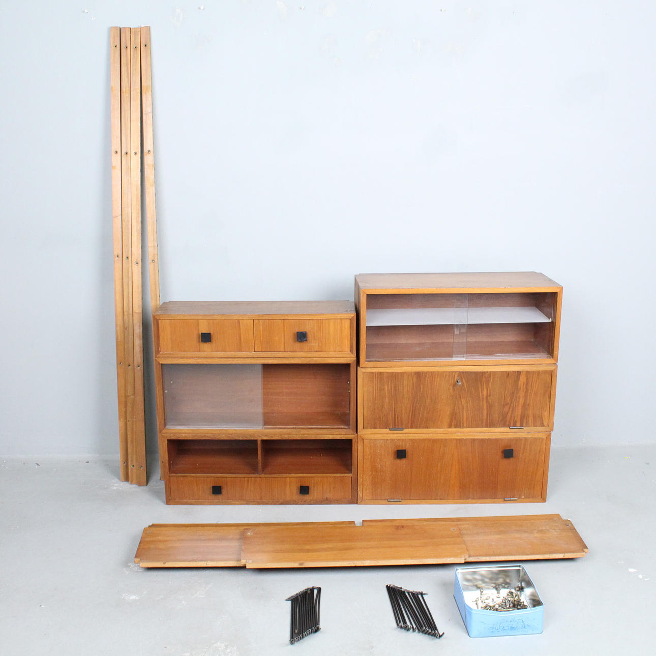 1970-luvun seinähylly.