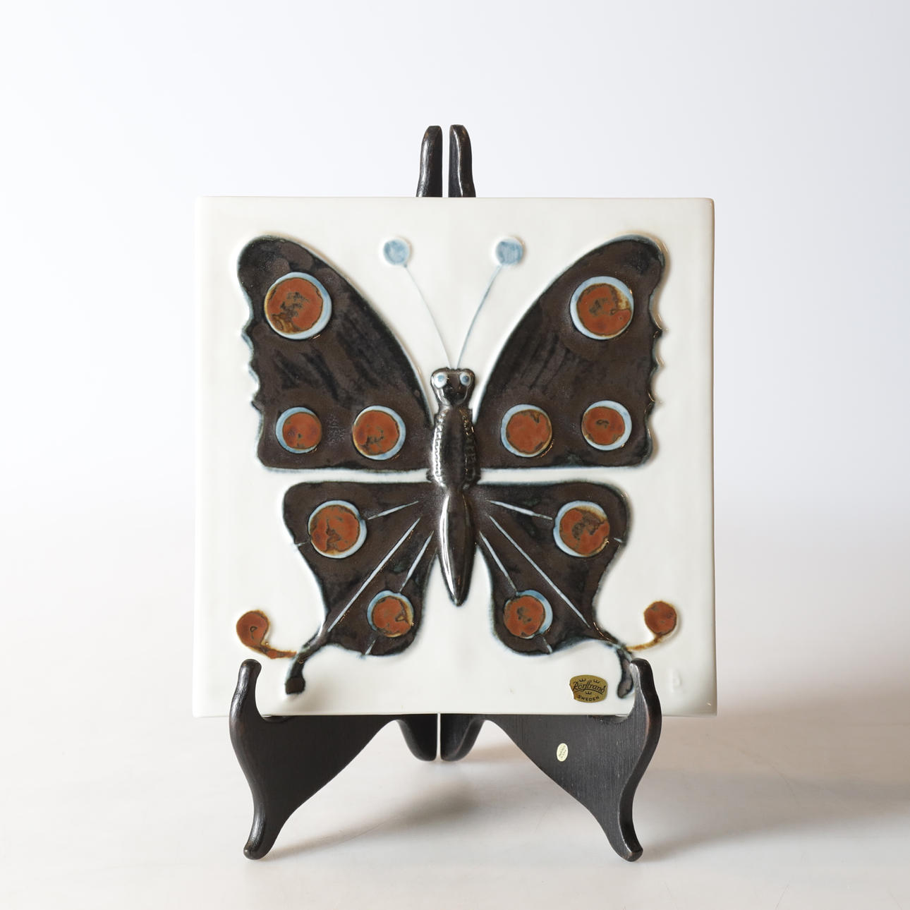 BERTIL LUNDGREN. seinälaatta, keramiikka, Rörstrand.