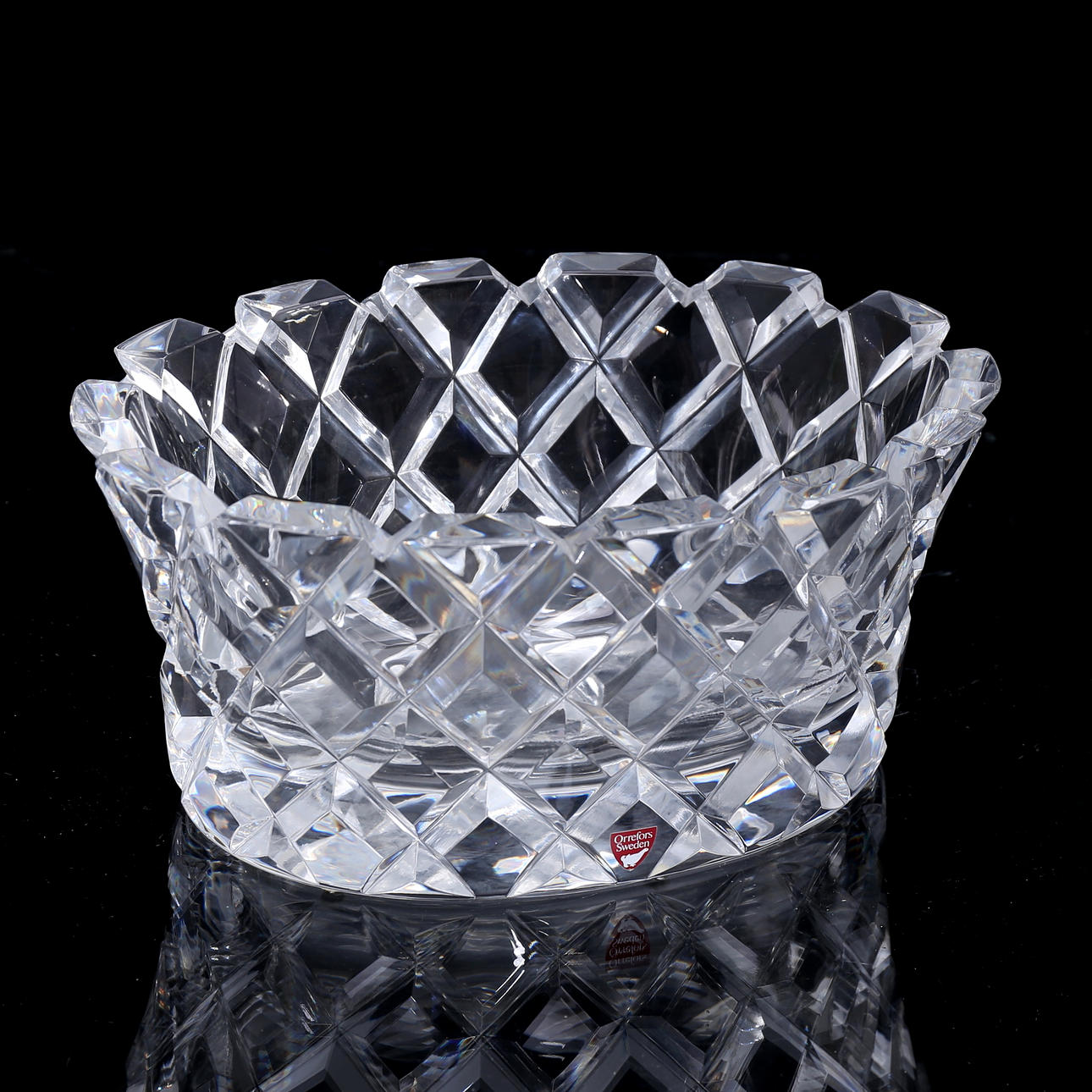 GUNNAR CYRÉN. Bowl, crystal, “Sofiero”, Orrerfors.