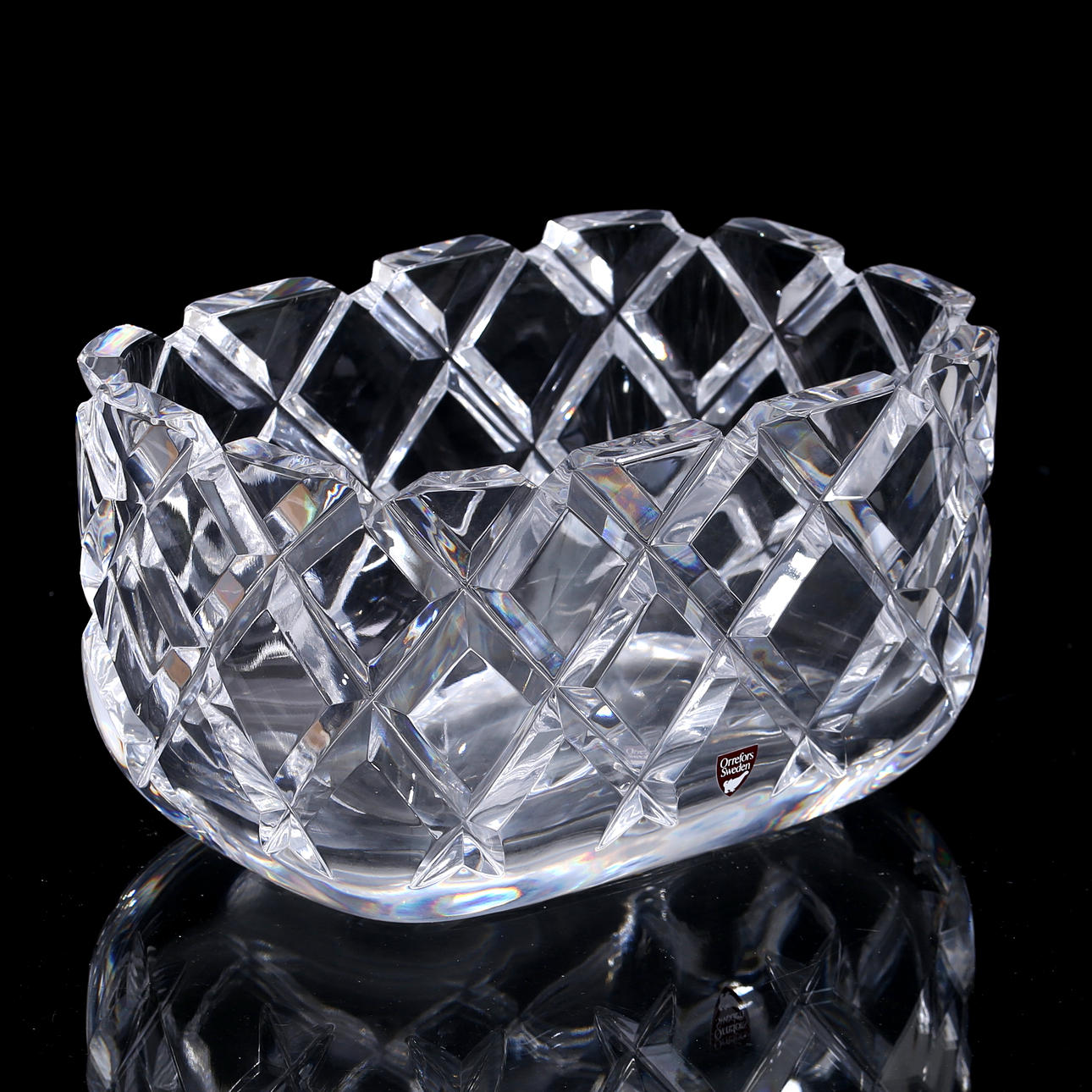 GUNNAR CYRÉN. Bowl, crystal, “Sofiero”, Orrerfors.