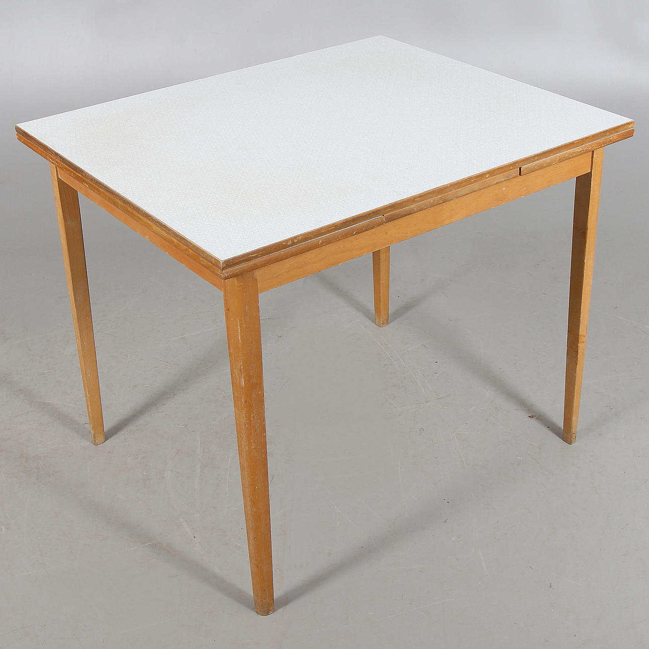 BORD, perstorpsskiva "Virrvarr", Sigvard Bernadotte, 1950/60-tal.