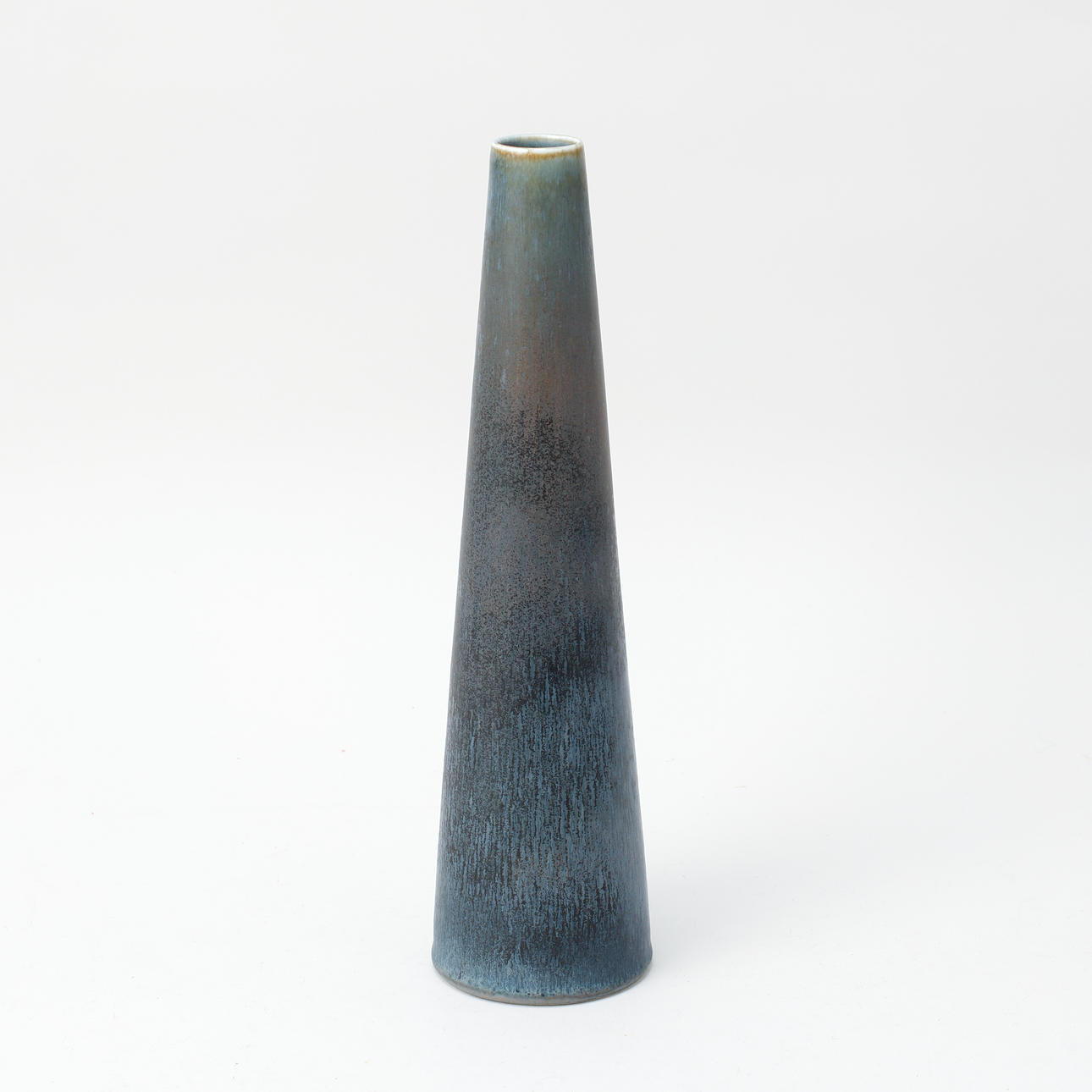 CARL-HARRY STÅLHANE. A stoneware vase, Rörstrand.