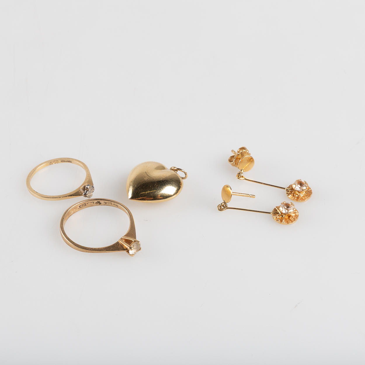 GULDSMYCKEN, 4 dlr, 18K guld.