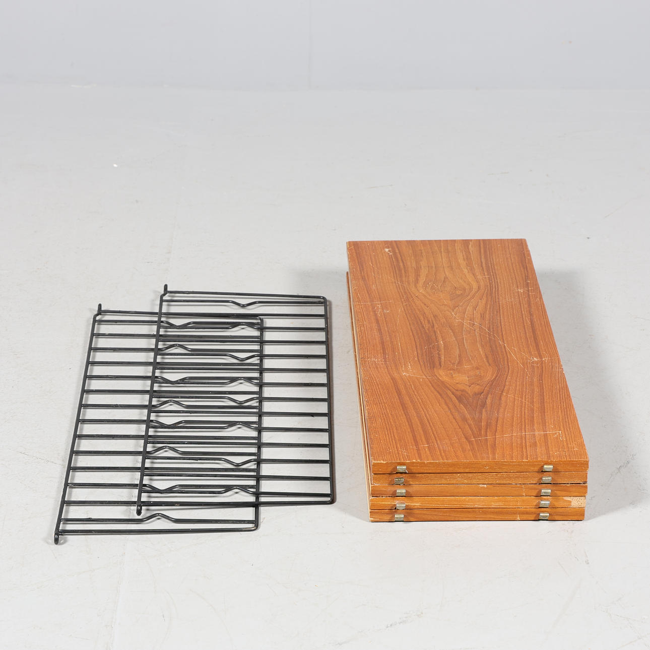 SNORREOL, træ og metal, 20. århundrede.