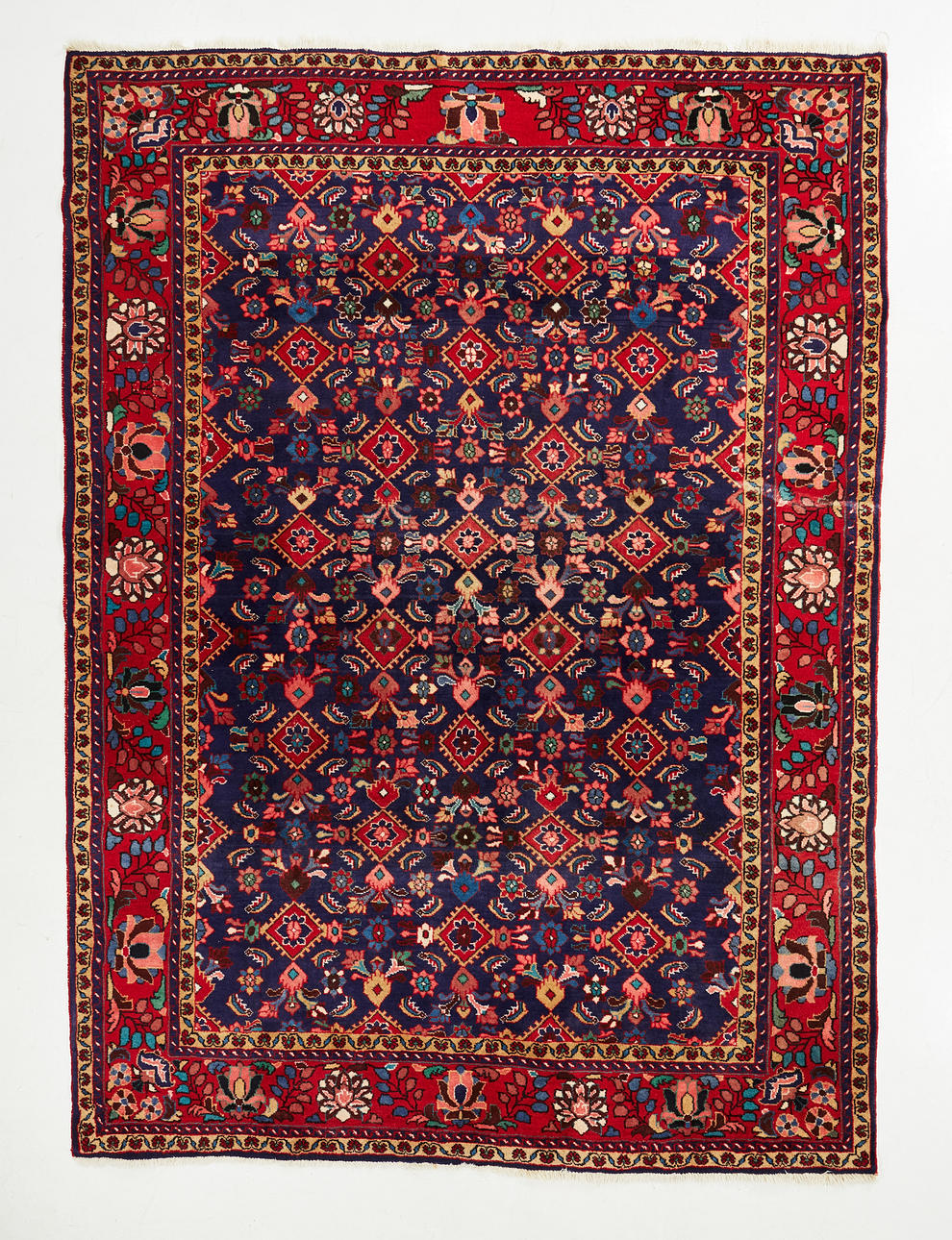 CARPET, Hamadan, approx 320x230 cm.