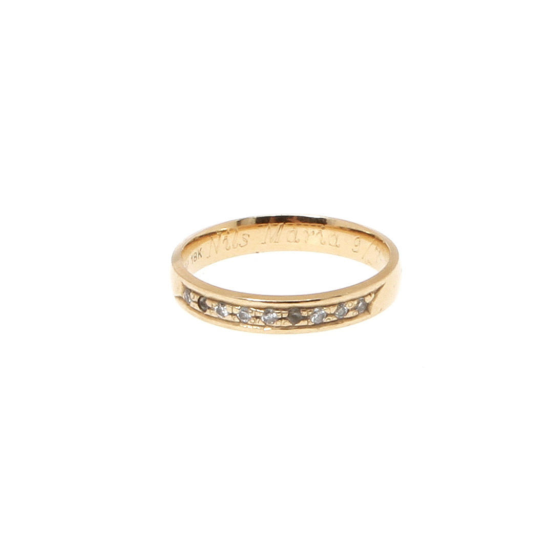 RING, 18K rödguld med diamanter, totalt ca 0,60 ct. Vikt 2,5 g.