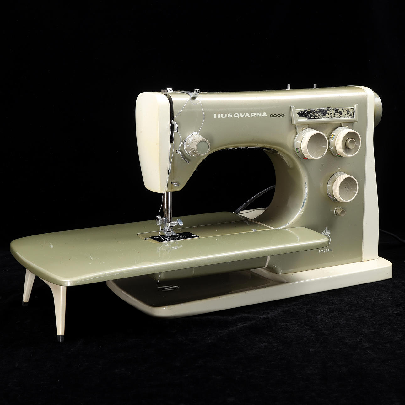 OMPELUKONE, Husqvarna 2000.