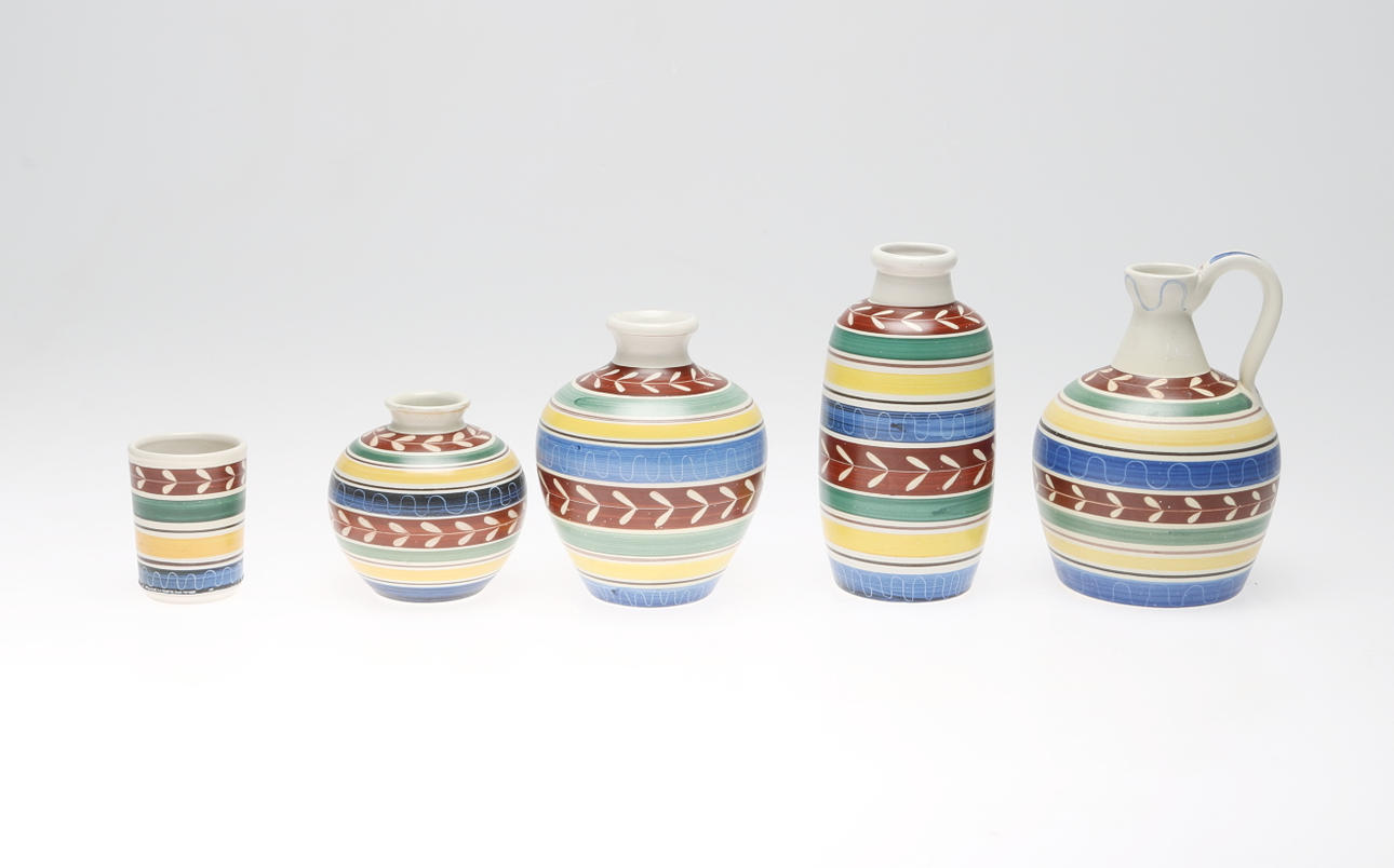 KERAMIKFÖREMÅL, 5 delar, Nittsjö, 1900-tal.