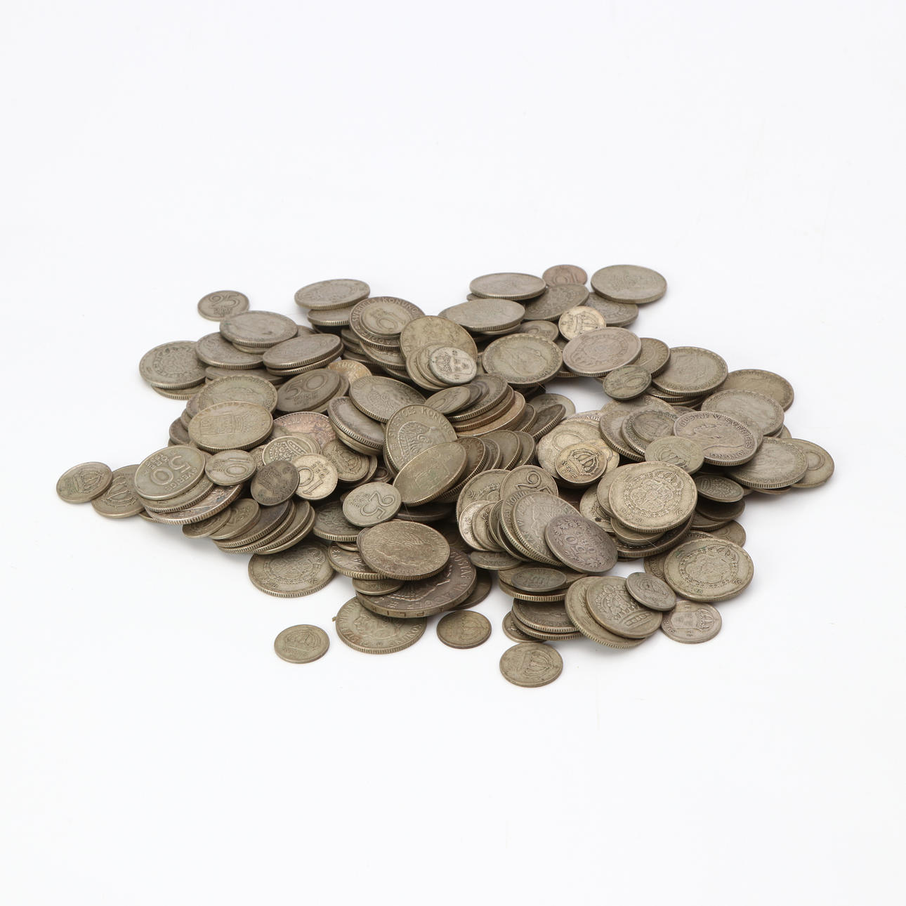 PARTI SVENSKE SØLVMØNTER. Vægt ca. 1195 gram.