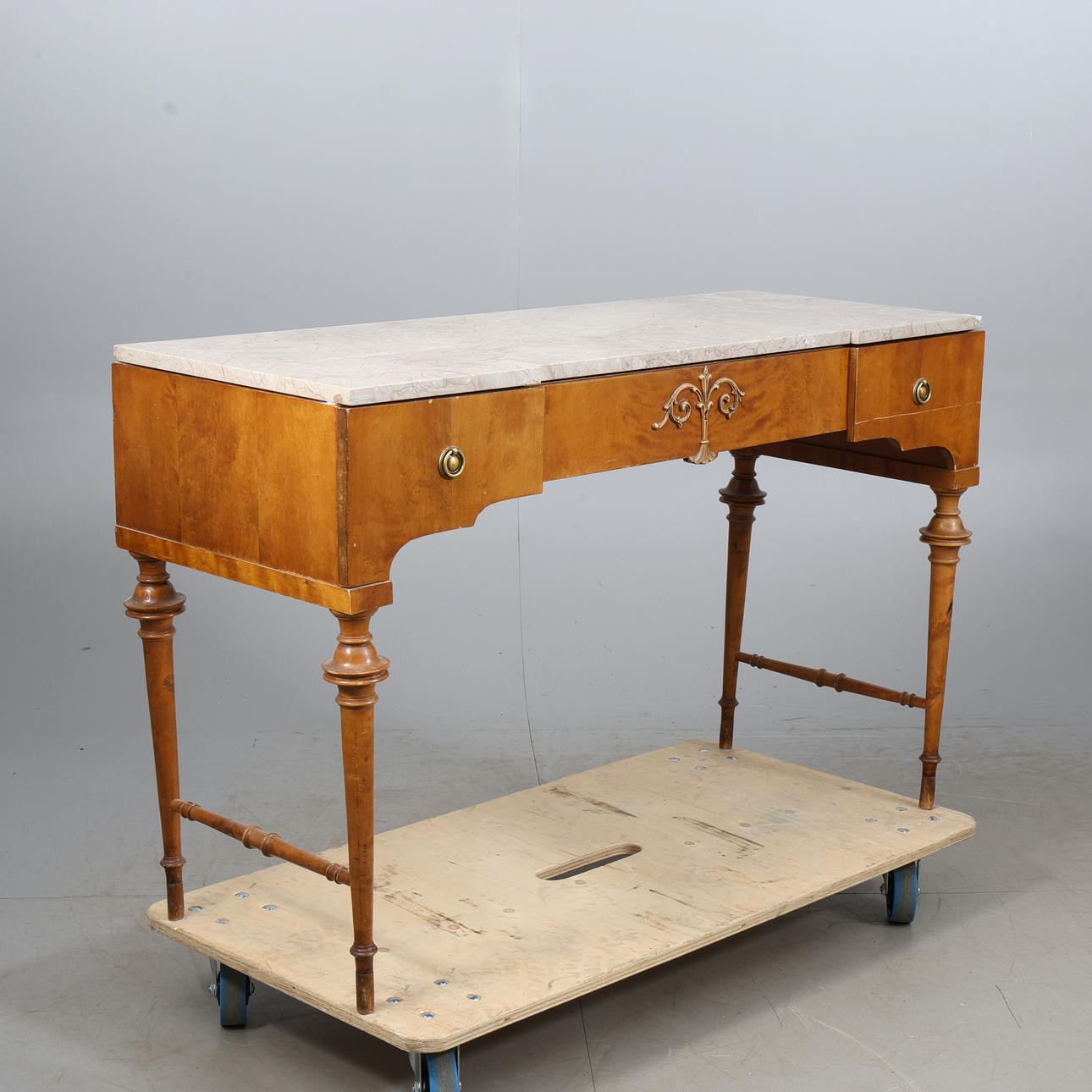 SKRIVEBORD, med STONE TOP.