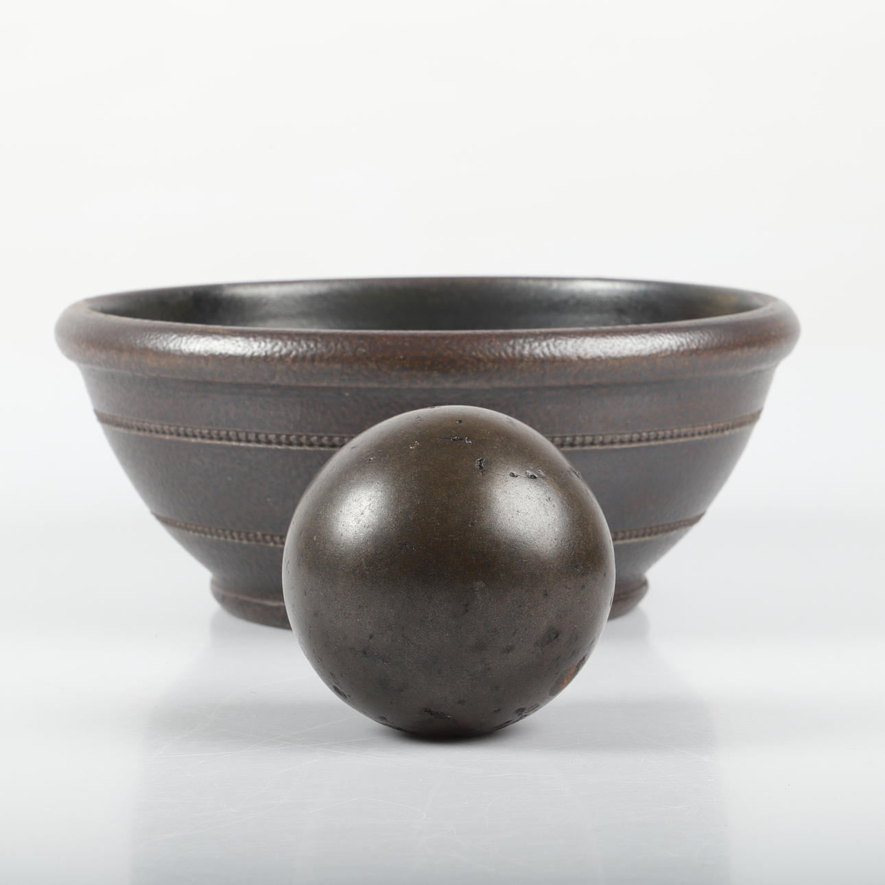 MUSTARD BOWL WITH BALL, glazed ceramic, signed ÅP.