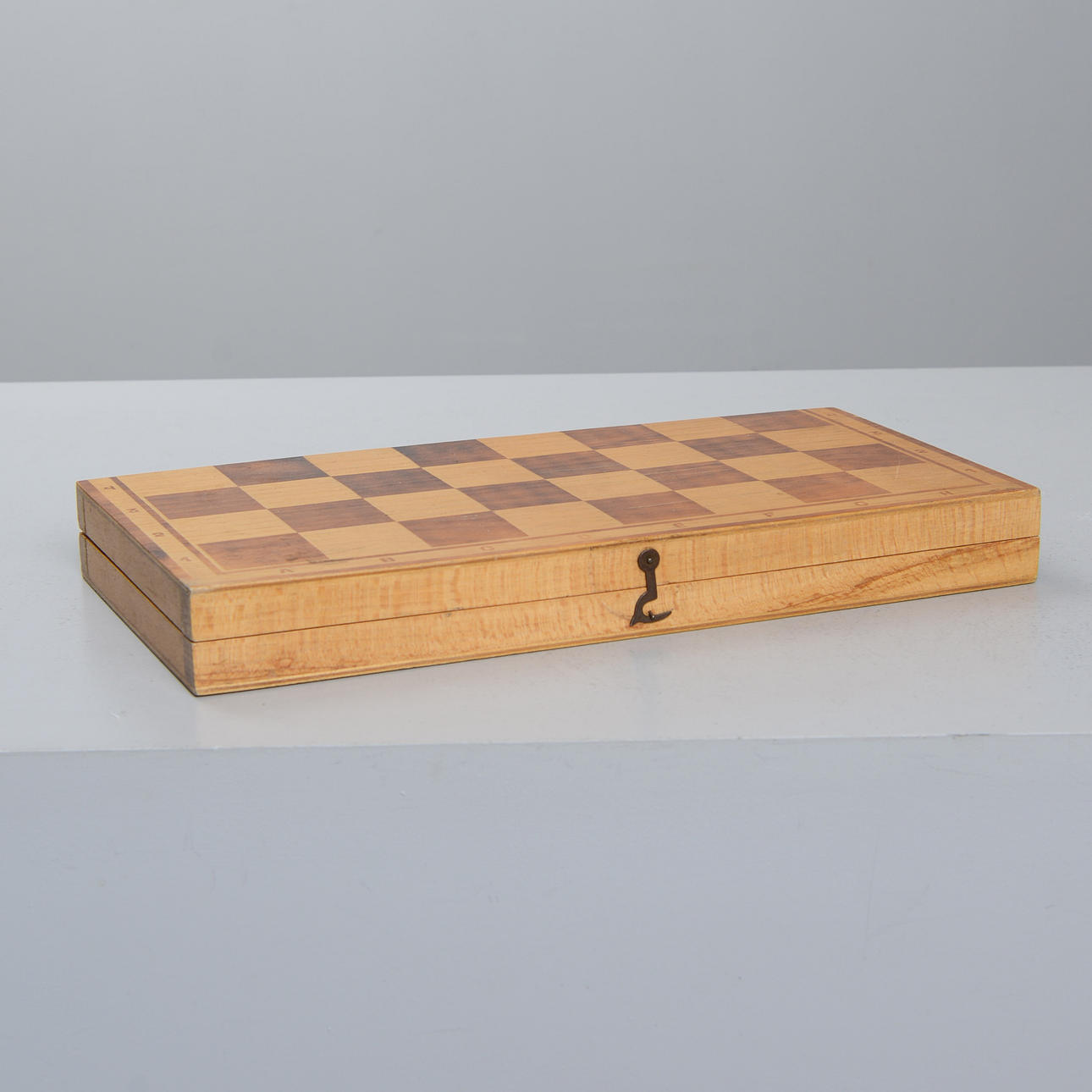 SCHACHSPIELE MIT FIGUREN, 20. Jahrhundert.