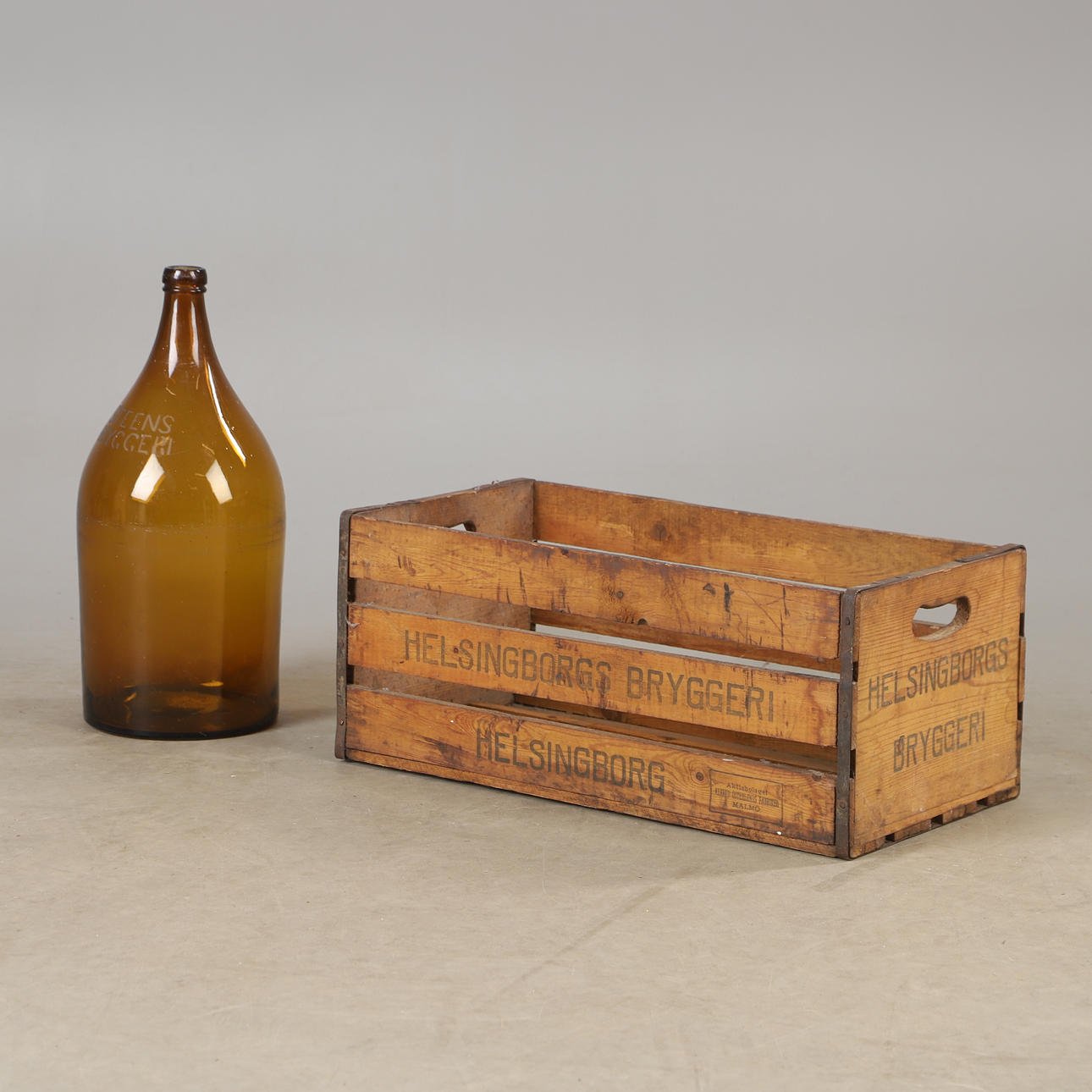 SCHACHTEL UND FLASCHE, Helsingborgs Bryggeri.