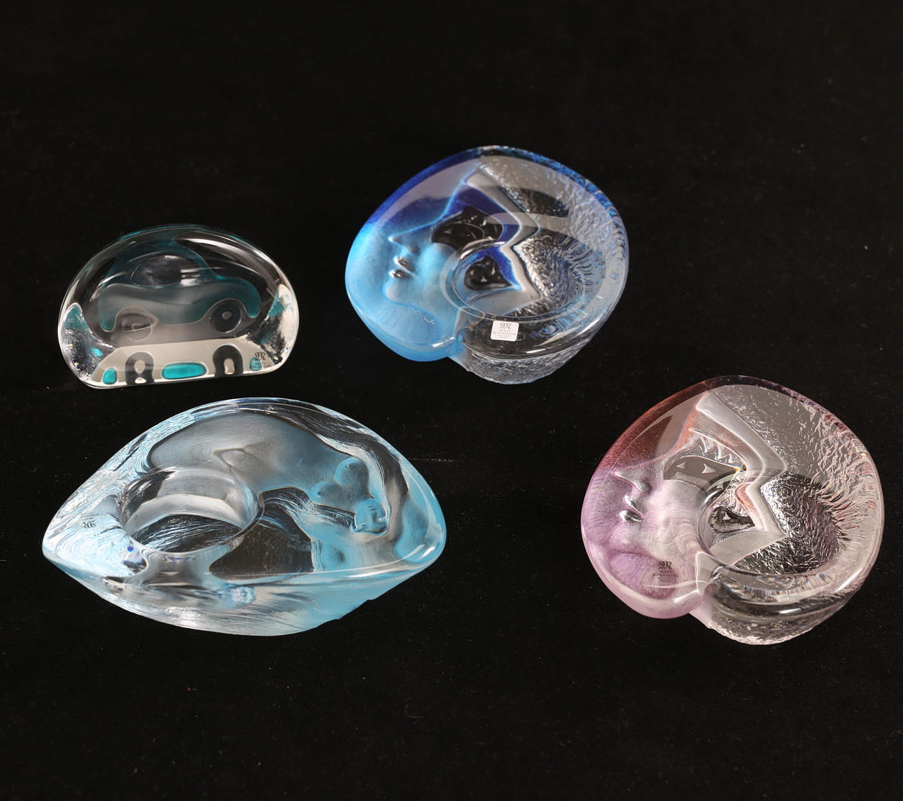 GLASOBJEKTE, 4 Stück, Malschloss.