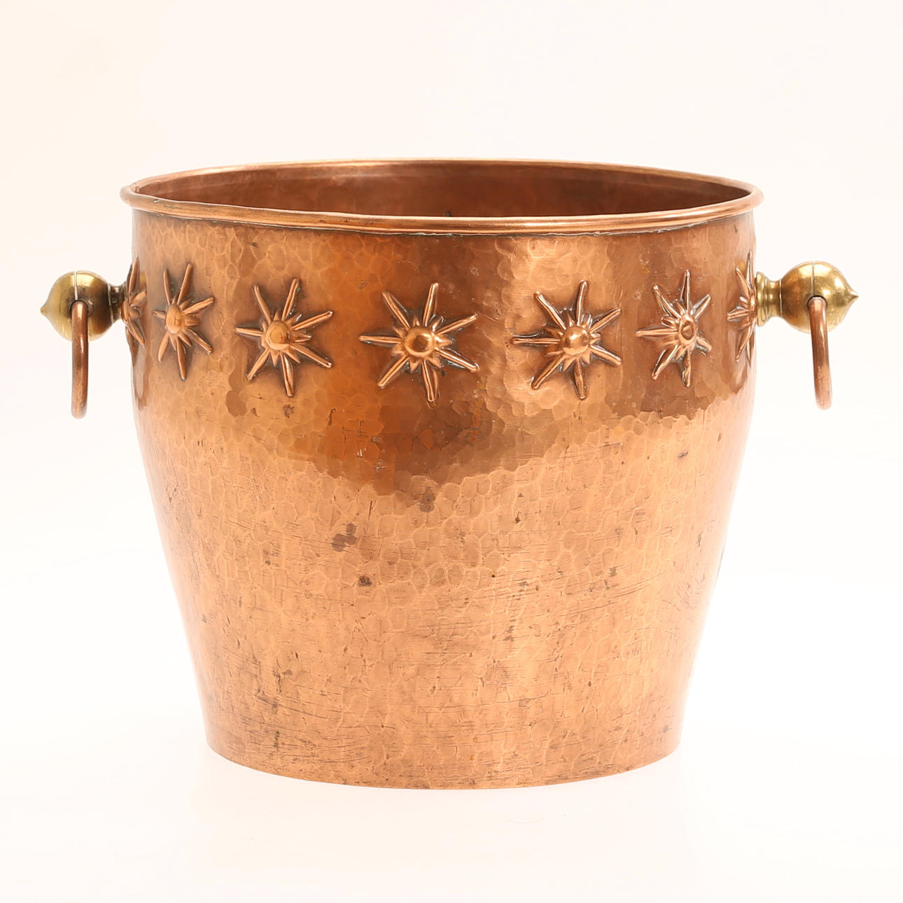 CHAMPAGNEKYLARE, koppar, 1900-talets första hälft.