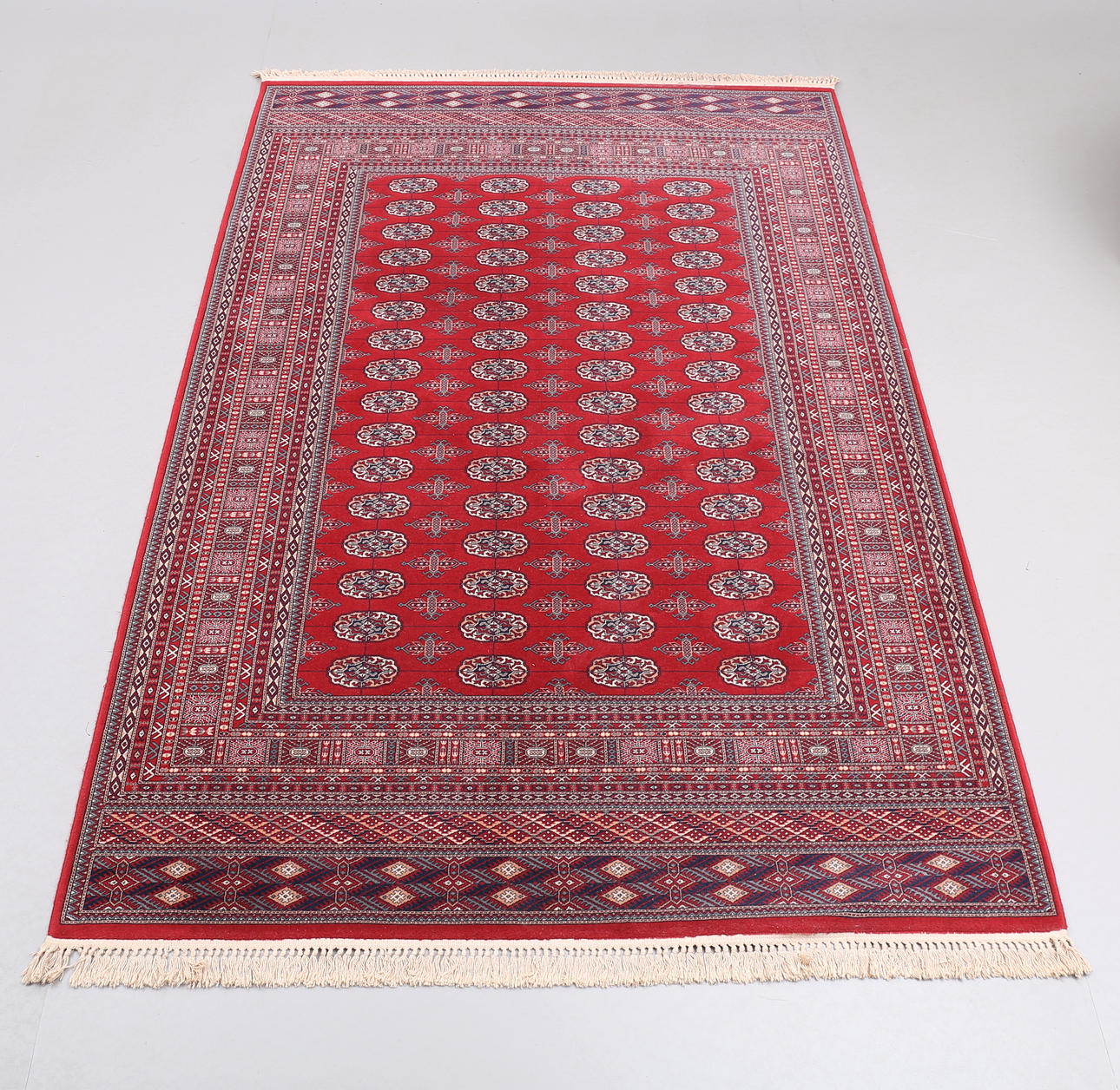 WILTON-TEPPICH, 300 x 199 cm.