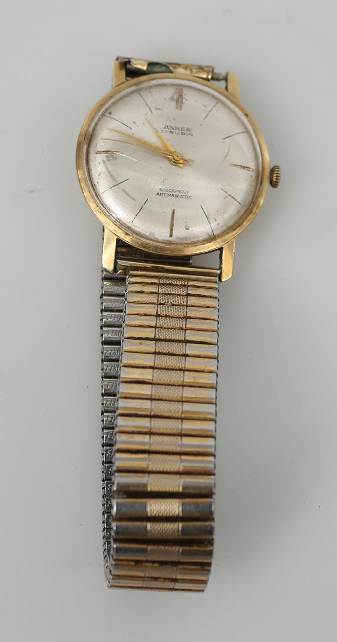 ARMBANDSUR, herr, 14K guld i uret, Anker.