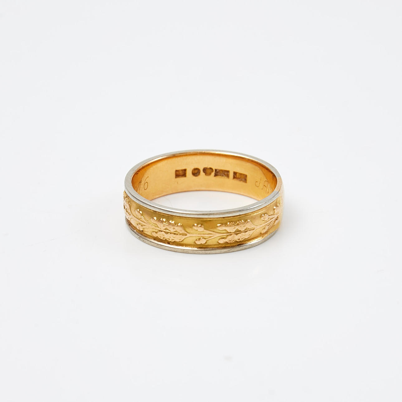 RING, 18 k guld, examensring, DB, 1976.