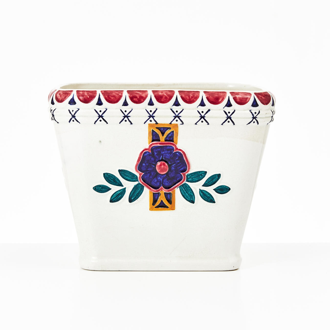 ALF WALLANDER. An outer lining, Rörstrand, early 20th century, glazed flint with painted relief decor, marked “Dessin Alf Wallander”.