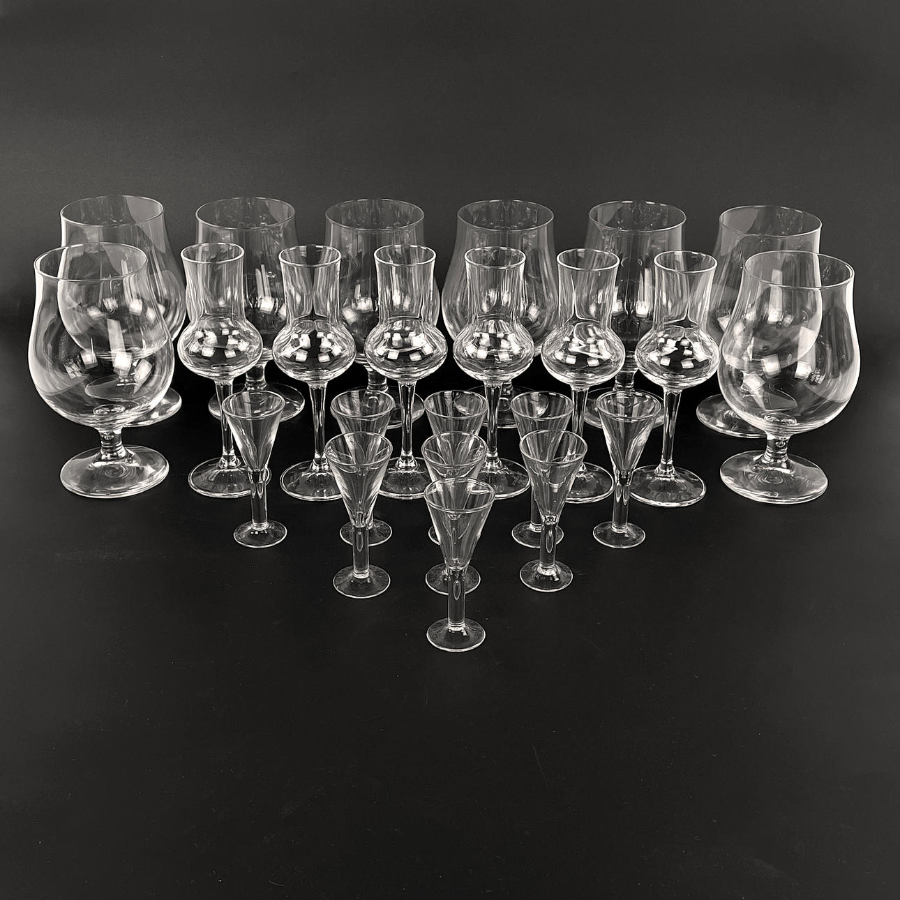 GLAS, 23 delar, bl a Bormioli Rocco.