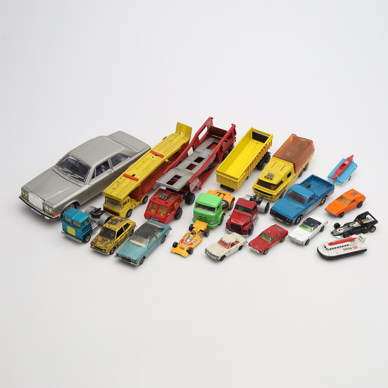 LEKSAKSBILAR, 19 stycken.