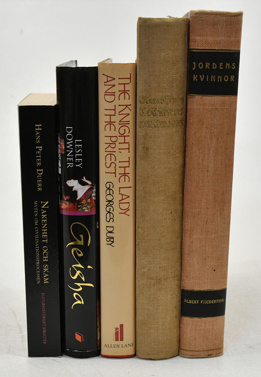 Bøger om kvinder, nøgenhed osv. 5 bind.