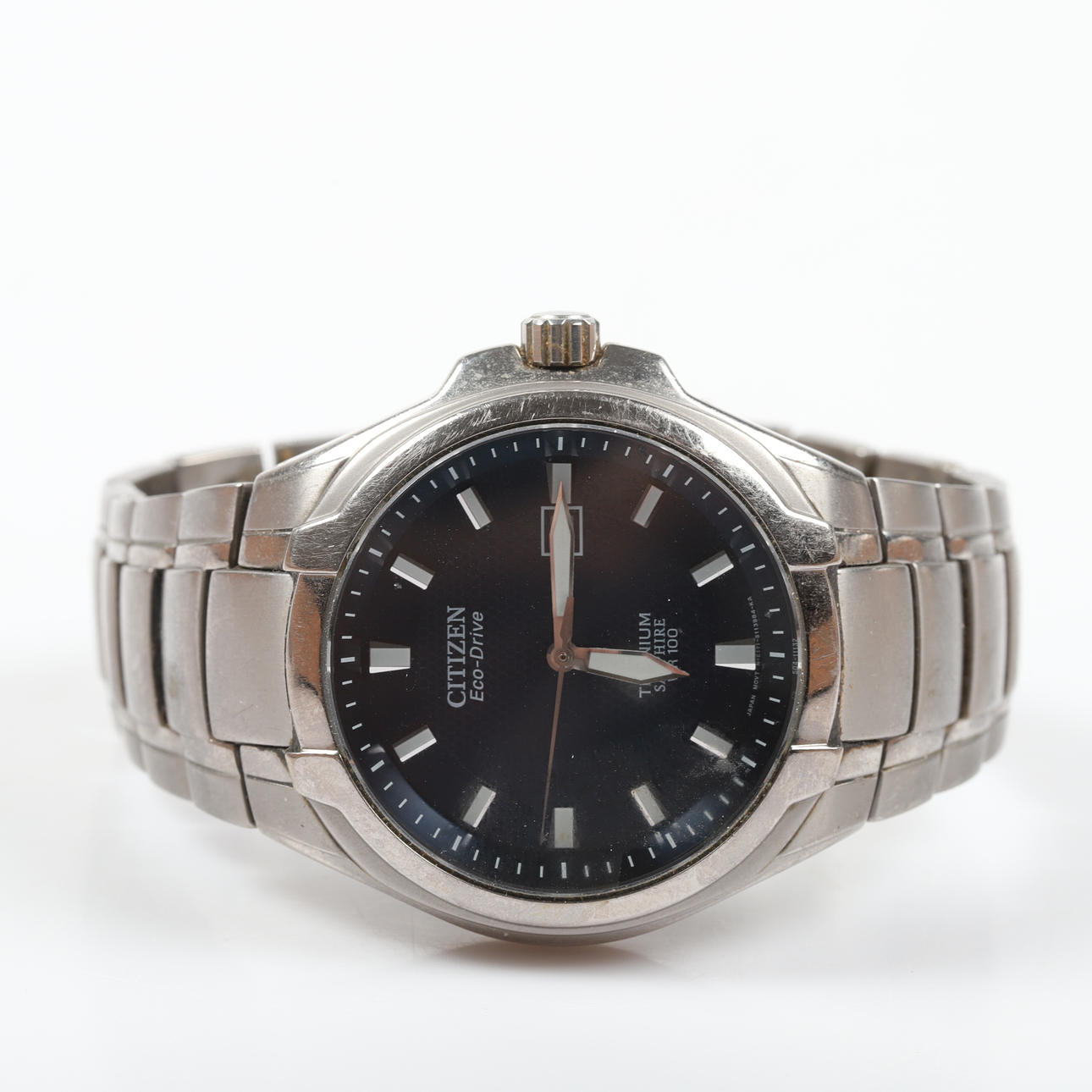 ARMBANDSUR, Citizen Eco-Drive, titanium.