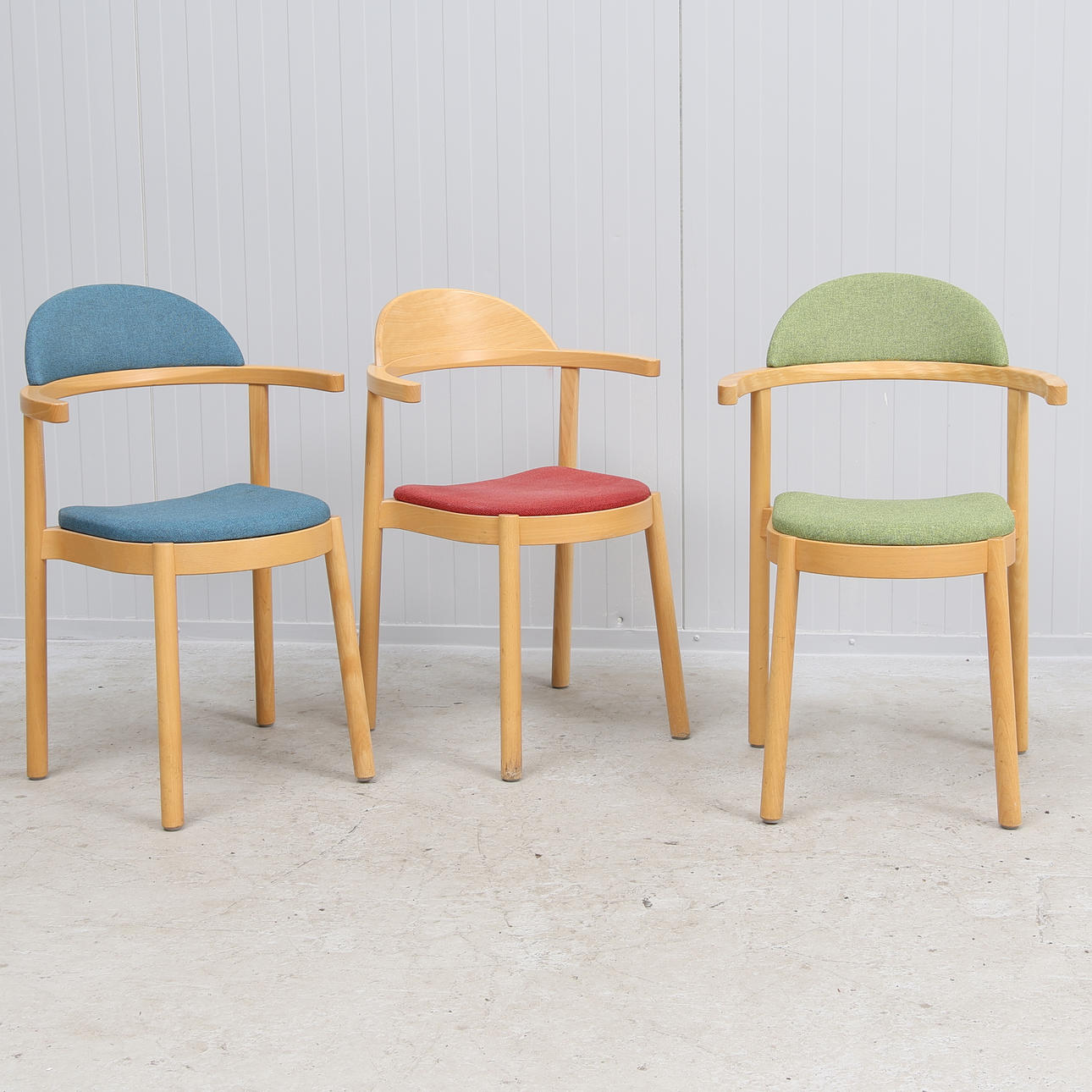 STOLAR, 3 st, trä & textil, Gärsnäs Sweden, 1900-tal.