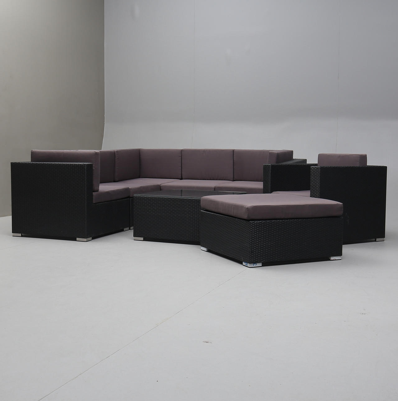 TRÄDGÅRDSMÖBEL, 8 delar, borstad konstrotting, 2000-tal.