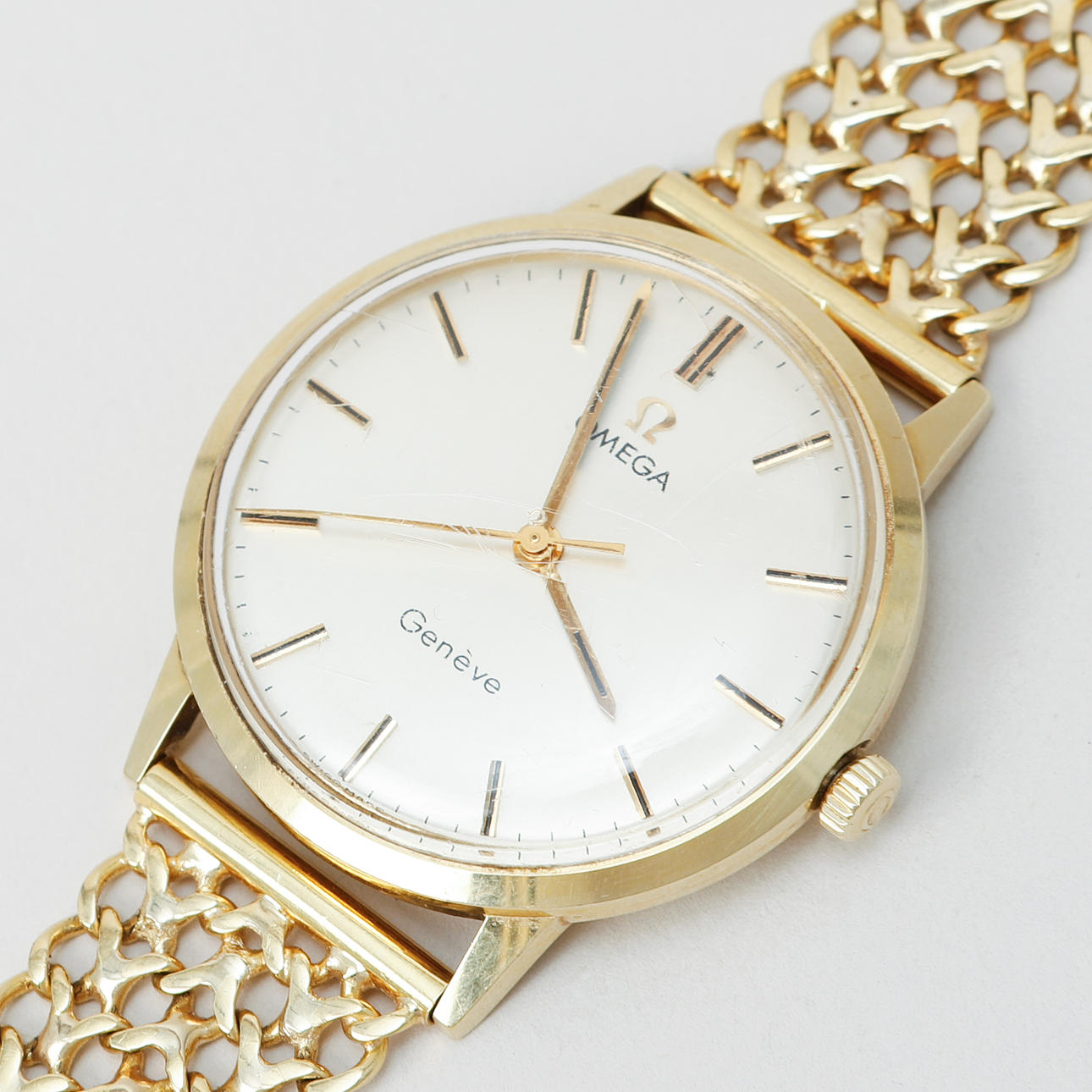 ARMBANDSUR, Omega, Genève, 14k guld i boetten, 18k guld i länken, manuell, ca 1970.