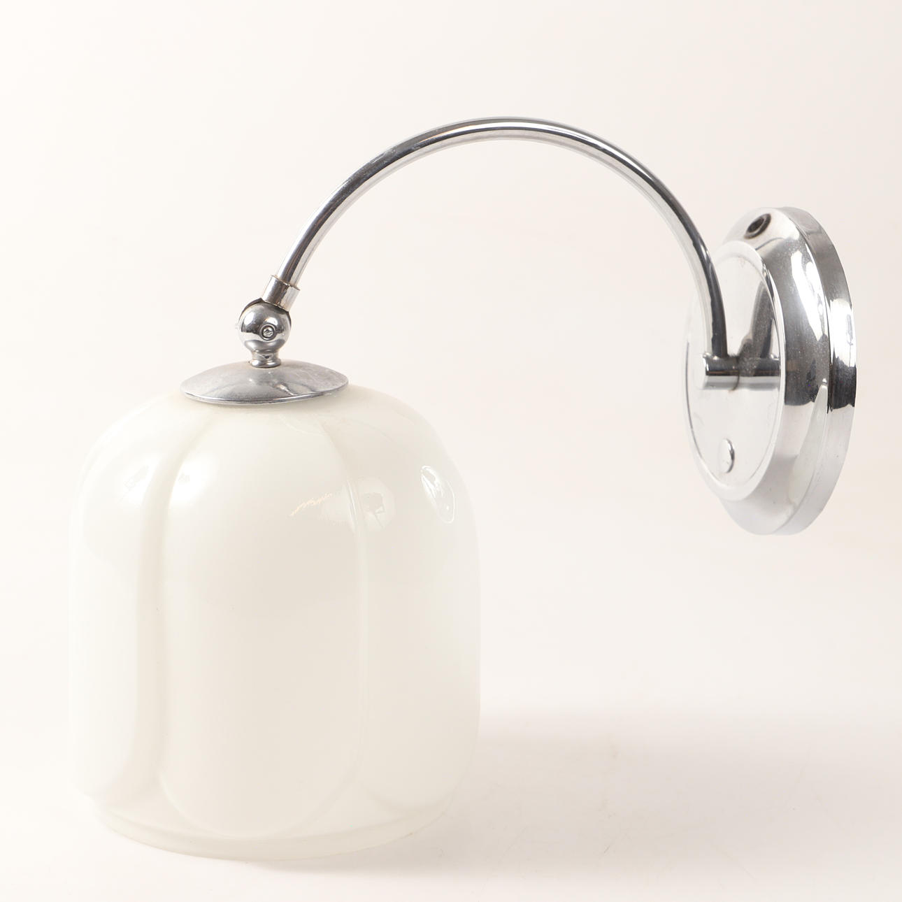 SEINÄVALAISIN, lasi/metalli, art deco.