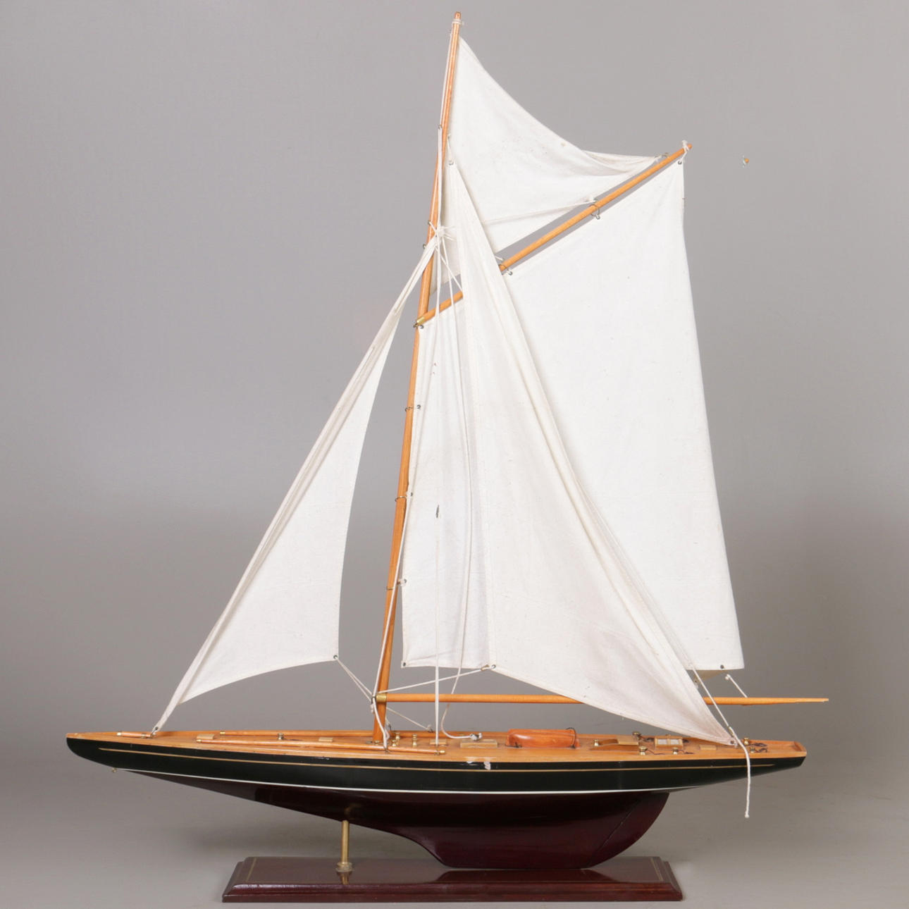 MODELLBÅT, segelbåt, 1900-tal.