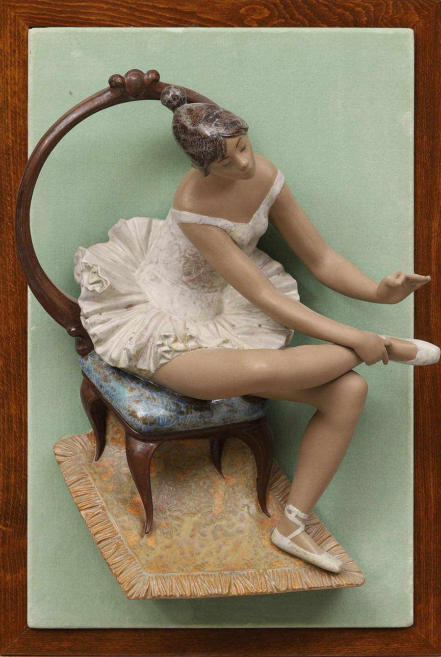 LLADRO. Wall sculpture, stoneware, Spain.