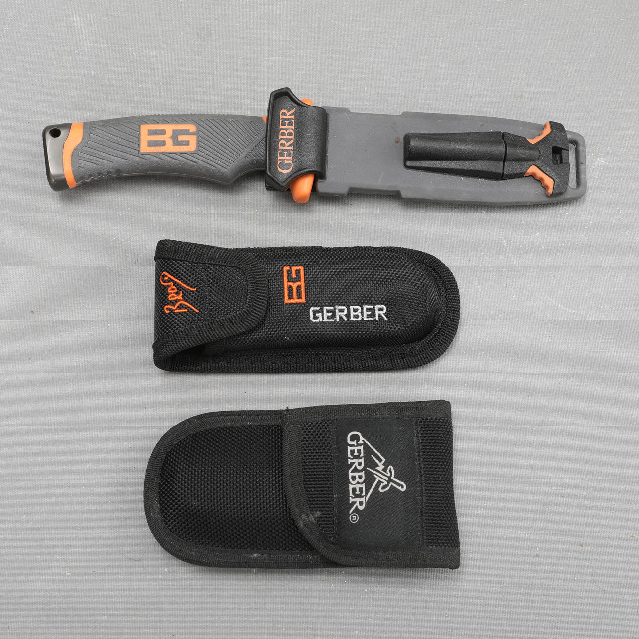 MESSER, Bear Gerber und zwei Klappmesser.