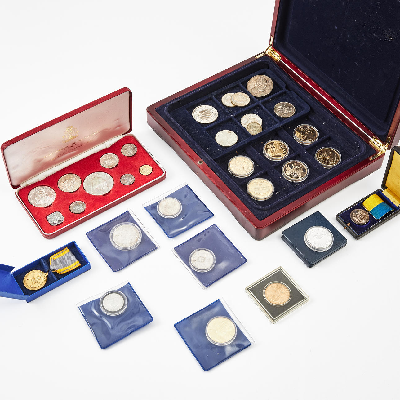COIN COLLECTION, MEDALS, single silver, 20th century.