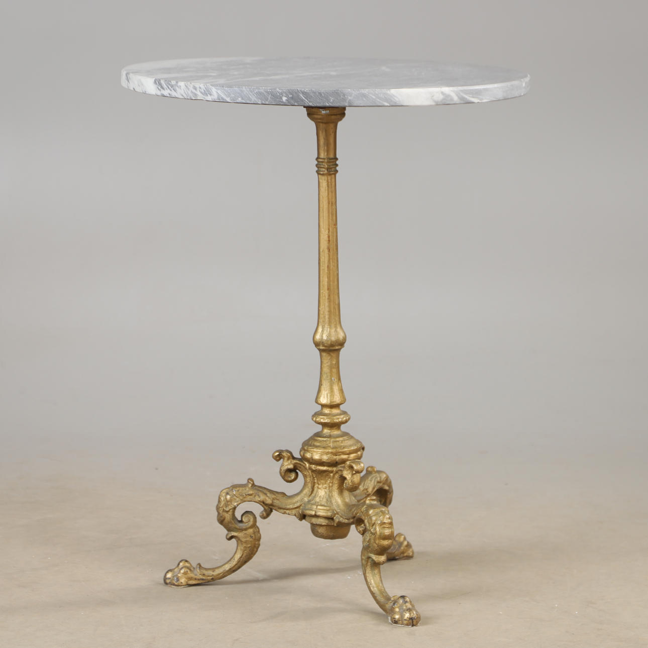 CAFÉBORD, bronzeret metal med marmorplade.